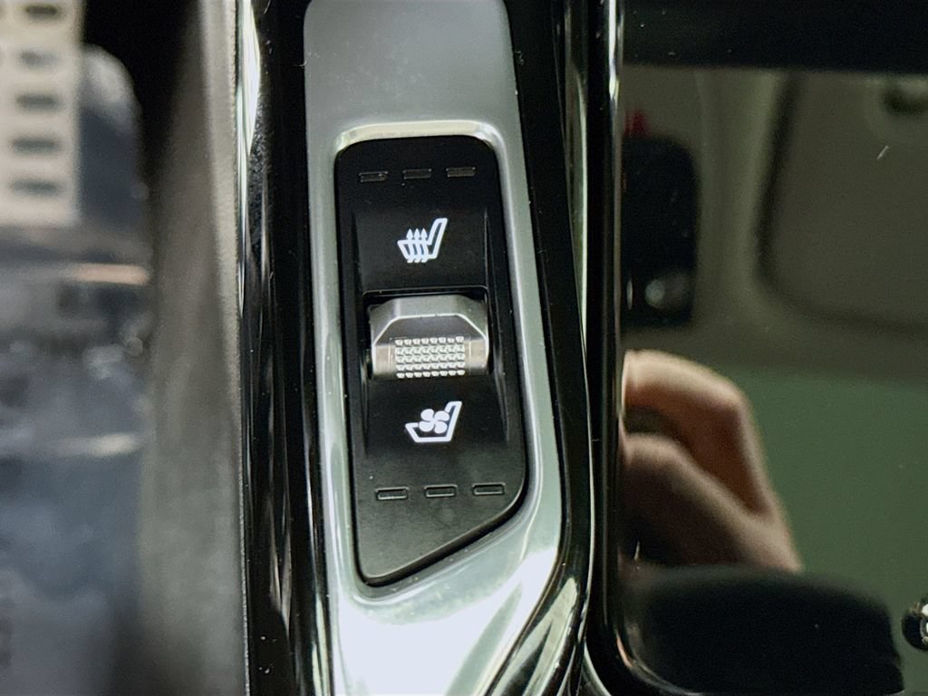 Certified 2023 Kia Sorento SX AWD/4WD image 14