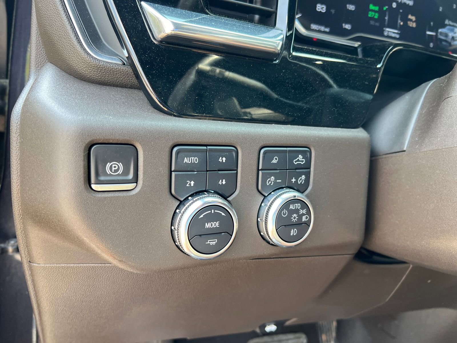 Used 2022 GMC Sierra 1500 SLT w/ SLT Premium Plus Package image 33