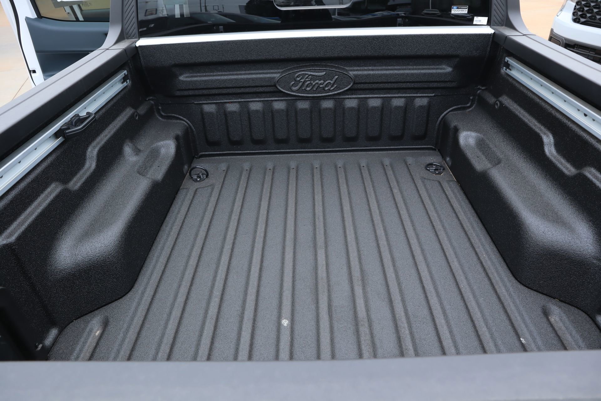 New 2026 Ford Maverick Lariat w/ Black Appearance Package AWD/4WD image 24