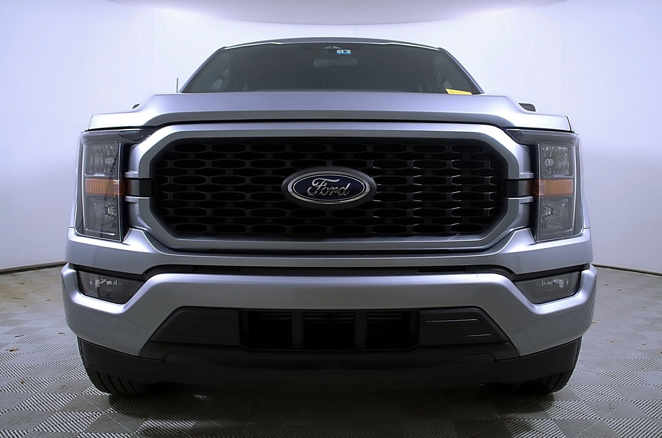 Used 2023 Ford F150 XL w/ STX Appearance Package image 5