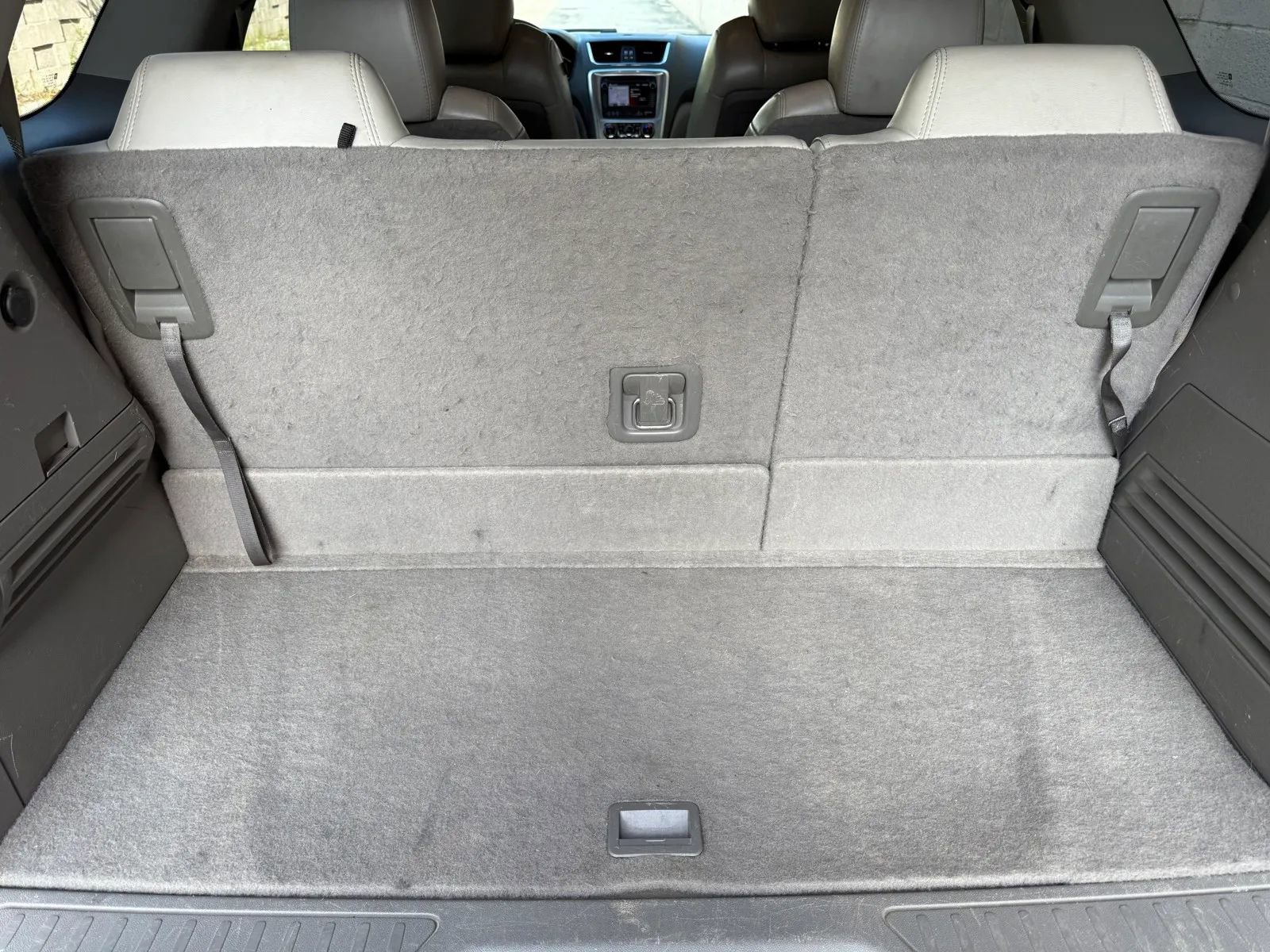 Used 2015 GMC Acadia SLT image 11