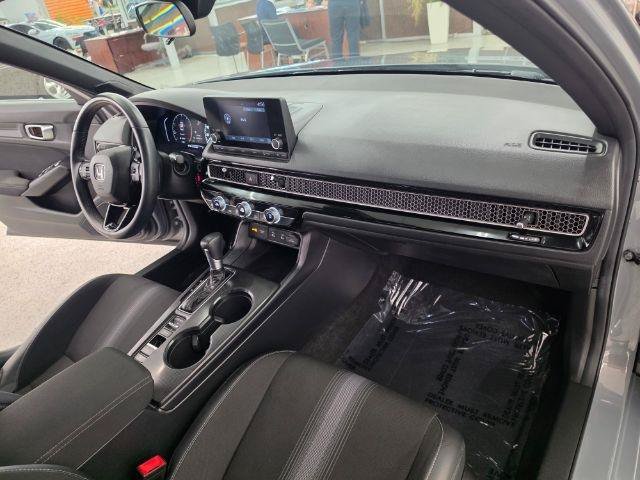 Used 2025 Honda Civic Sport image 13
