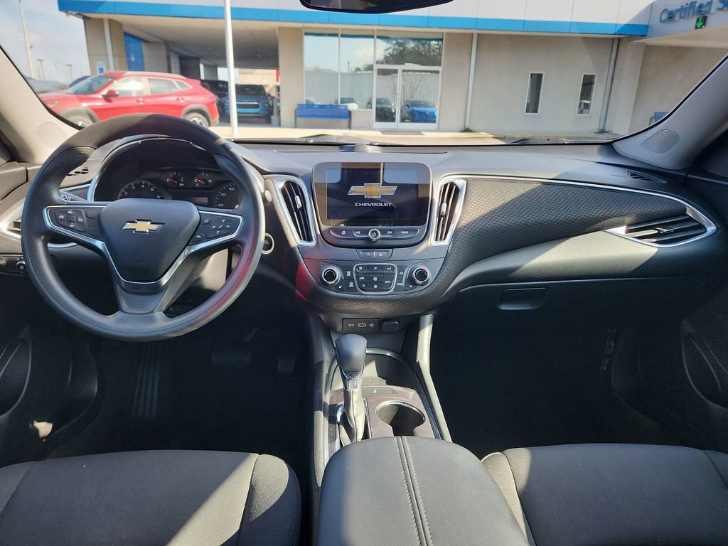 Certified 2021 Chevrolet Malibu LT image 11