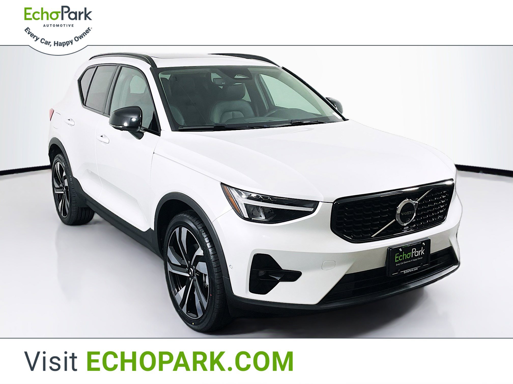 Used 2024 Volvo XC40 B5 Plus w/ Climate Package