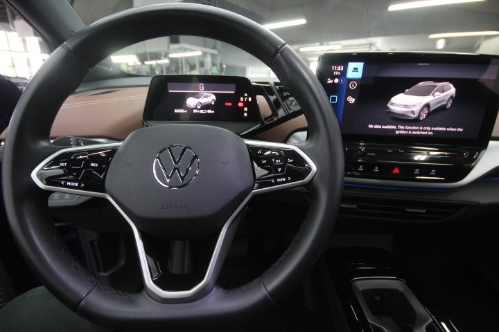 Used 2021 Volkswagen ID.4 Pro S image 11