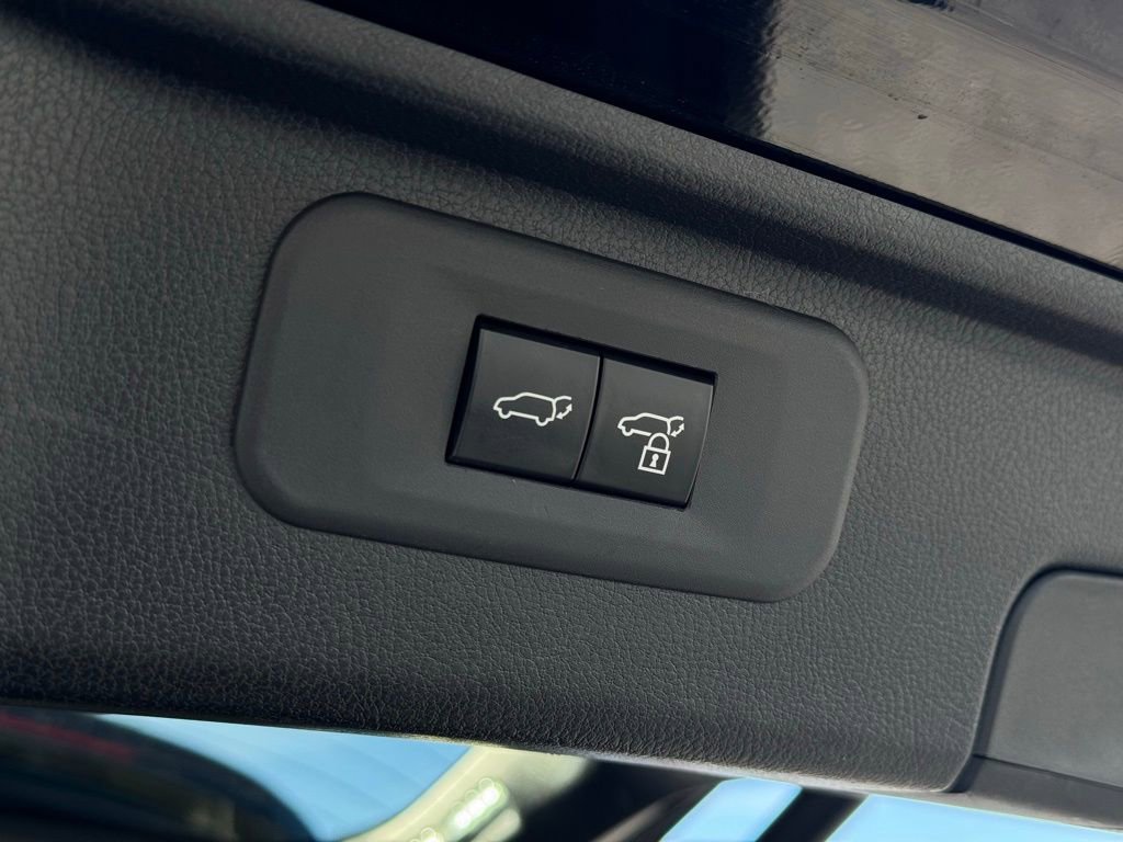 Used 2024 Toyota Grand Highlander Platinum image 12