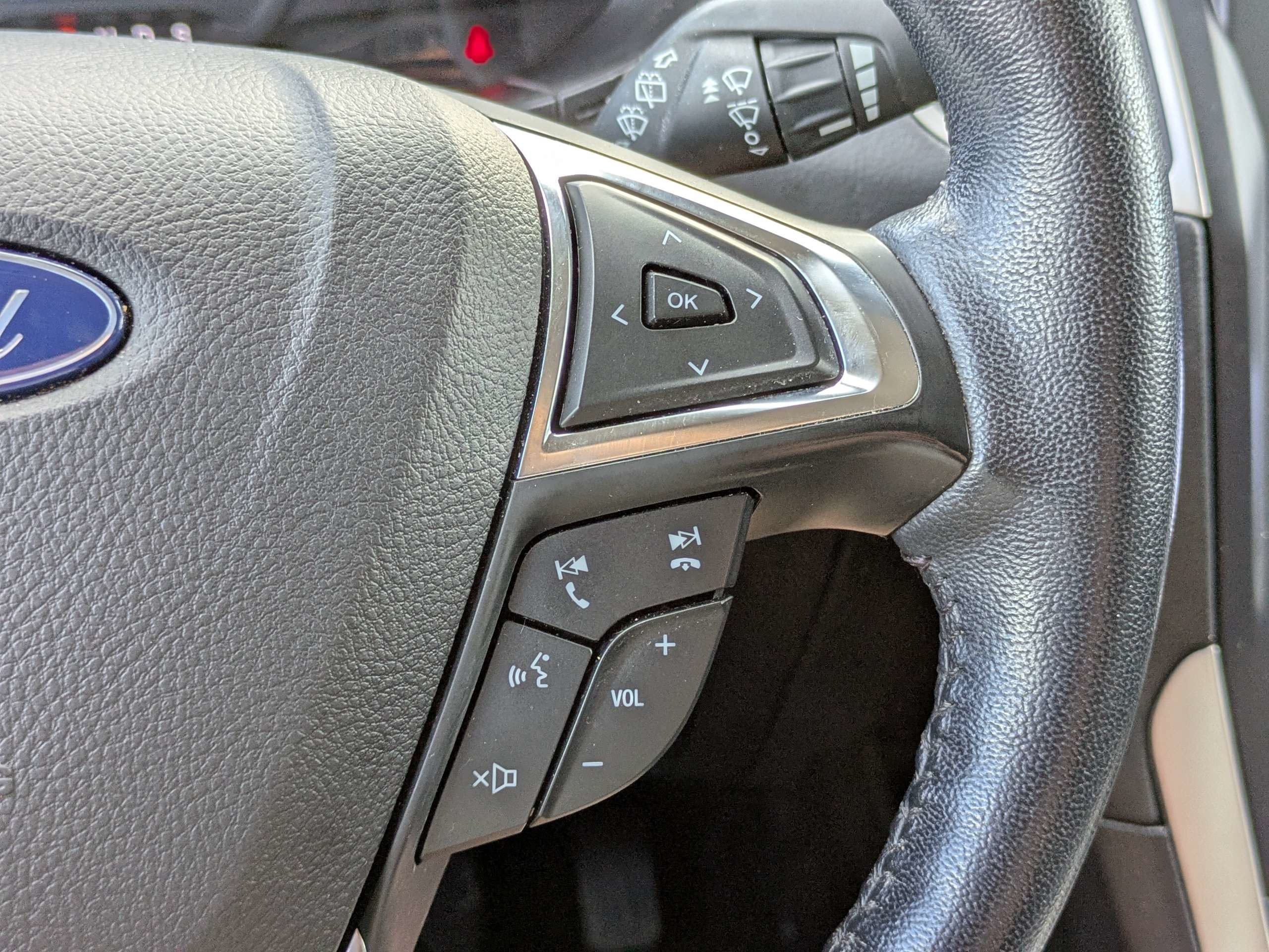 Used 2023 Ford Edge SEL w/ Convenience Package AWD/4WD image 41