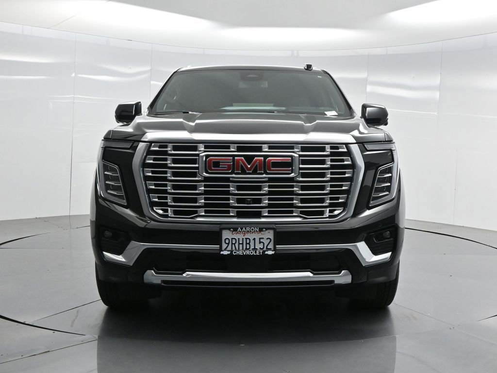 Used 2025 GMC Yukon XL Denali image 3