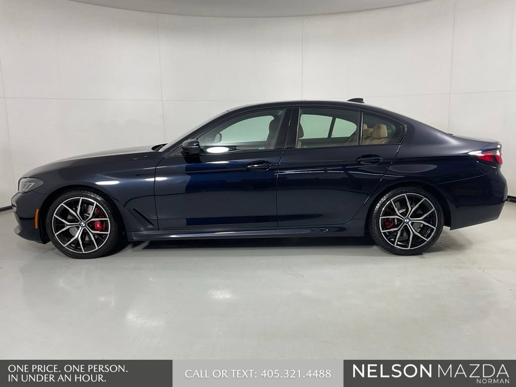 Used 2021 BMW 530i xDrive w/ M Sport Package AWD/4WD image 9