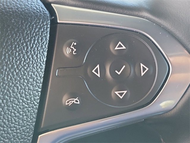 Used 2023 Chevrolet Traverse LT image 9