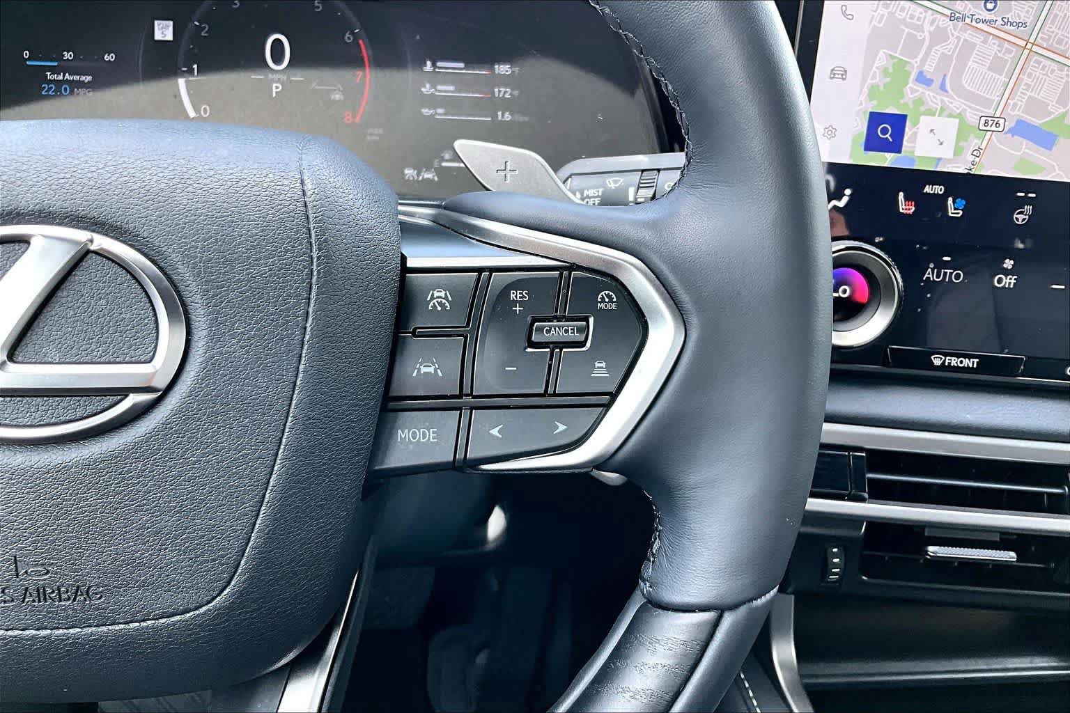 Used 2025 Lexus RX 350 Premium w/ Accessory Package (Z1) FWD image 23