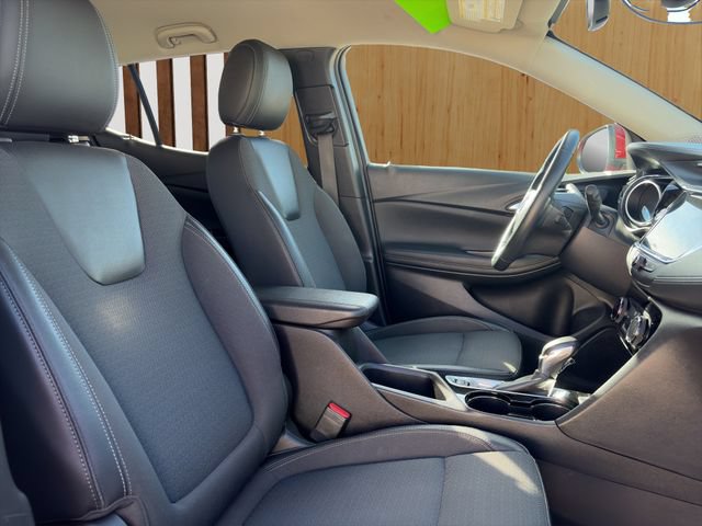 Used 2021 Buick Encore GX Preferred w/ Cold Weather Comfort Package FWD image 18