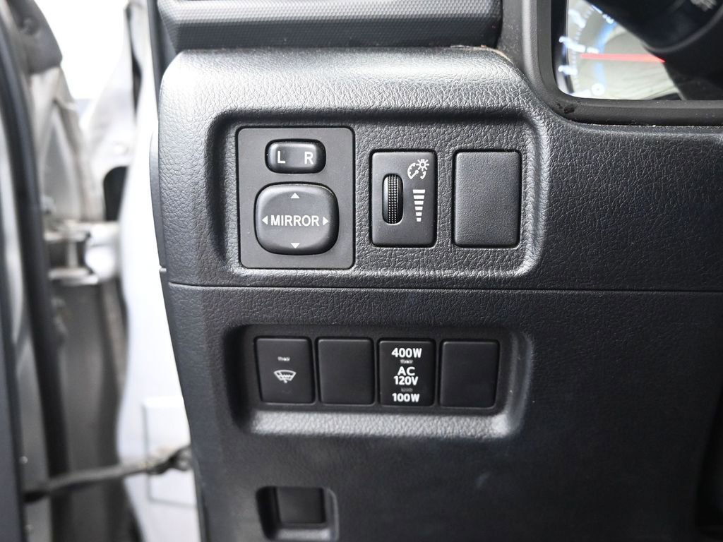 Used 2016 Toyota 4Runner SR5 Premium image 29