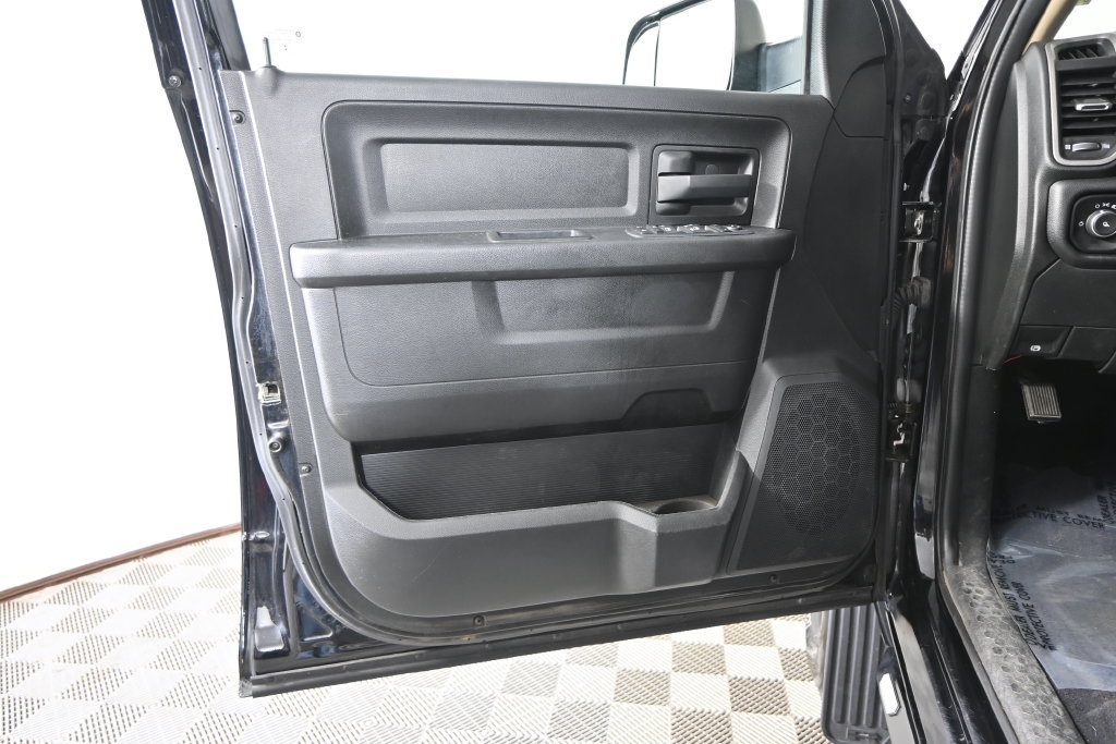 Used 2020 RAM 3500 Tradesman AWD/4WD image 18