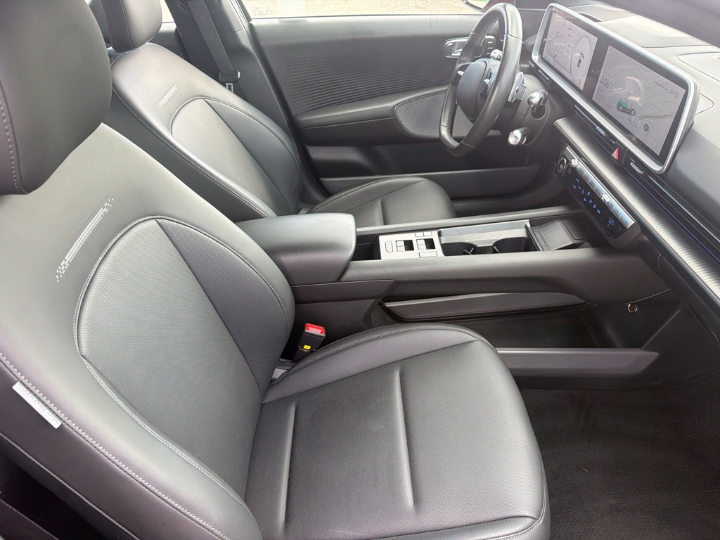 Used 2023 Hyundai Ioniq 6 Limited AWD/4WD image 14