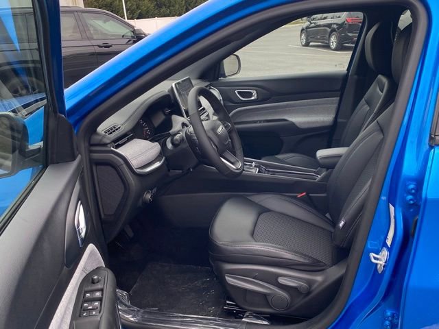 New 2026 Jeep Compass Latitude image 15