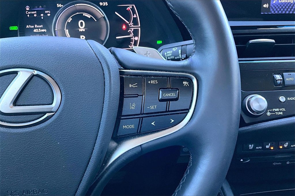 Used 2022 Lexus ES 300h w/ Premium Package image 20