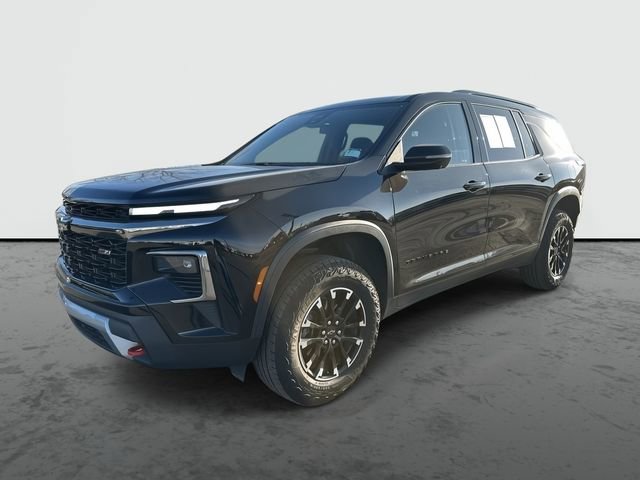 Used 2024 Chevrolet Traverse Z71 image 1