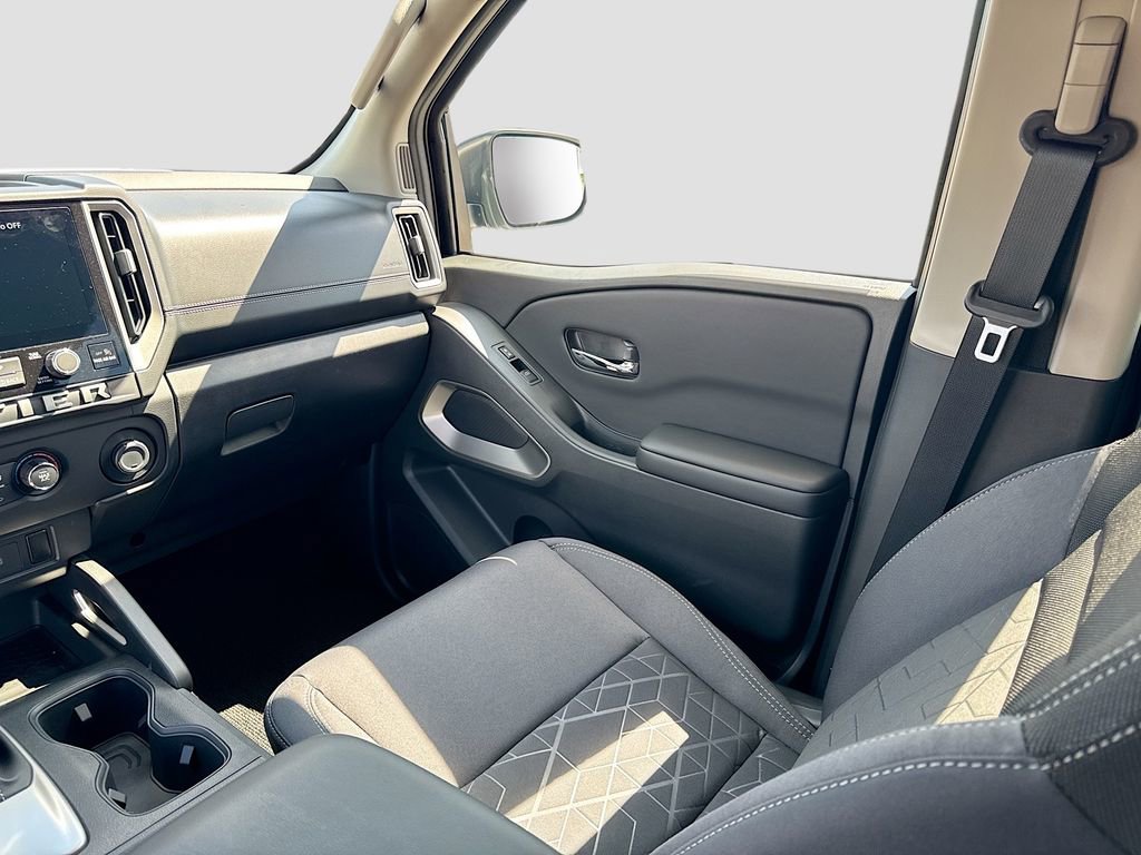 New 2026 Nissan Frontier SV image 21