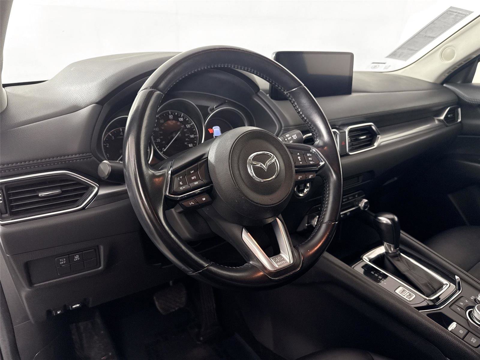 Used 2021 MAZDA CX-5 Touring image 13