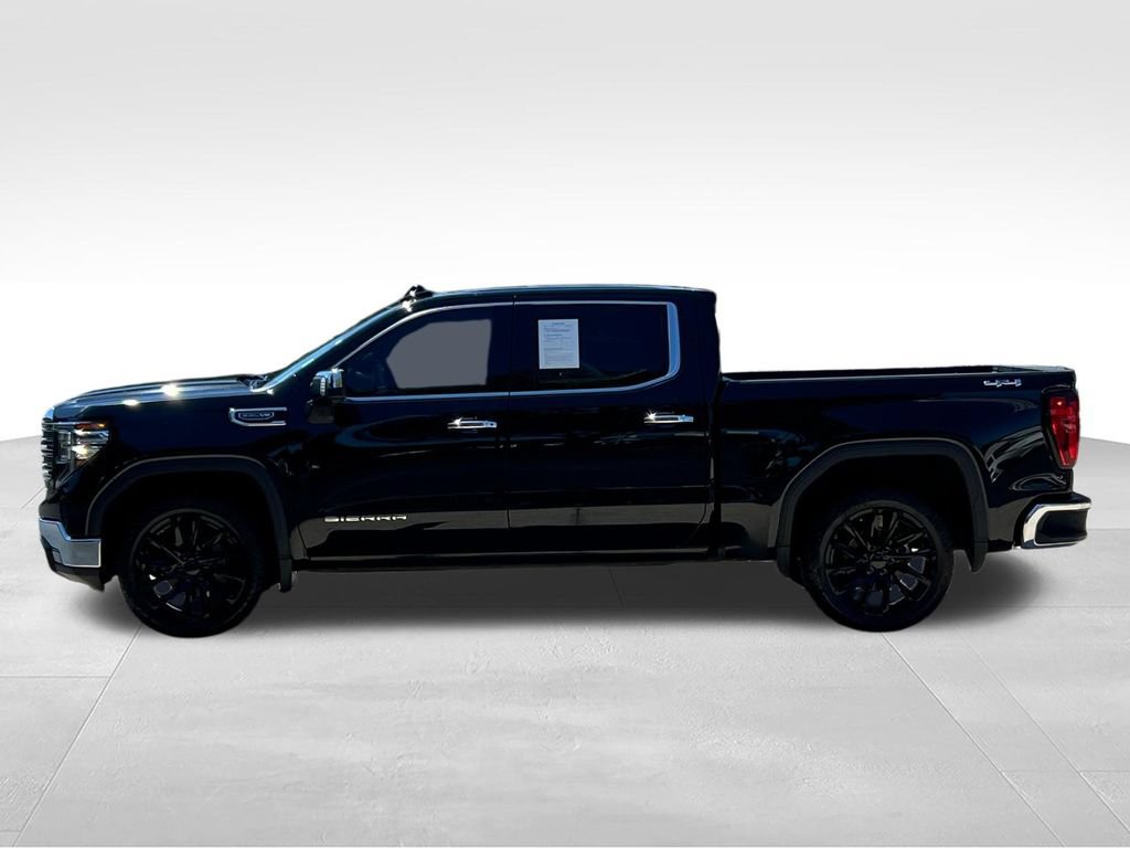 Used 2025 GMC Sierra 1500 SLT AWD/4WD image 14