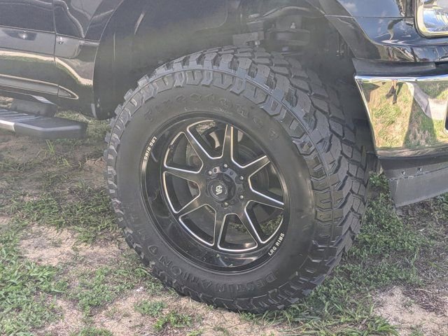 Used 2019 Ford F150 XLT w/ Equipment Group 302A Luxury AWD/4WD image 10