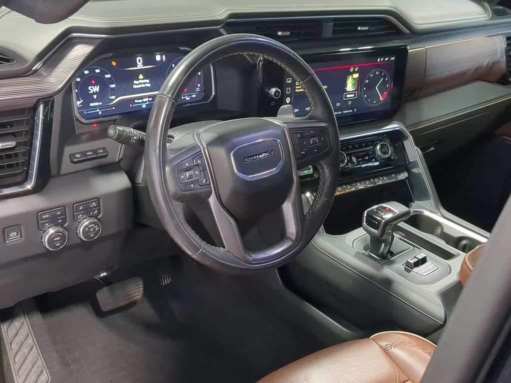 Used 2023 GMC Sierra 1500 Denali Ultimate AWD/4WD image 12