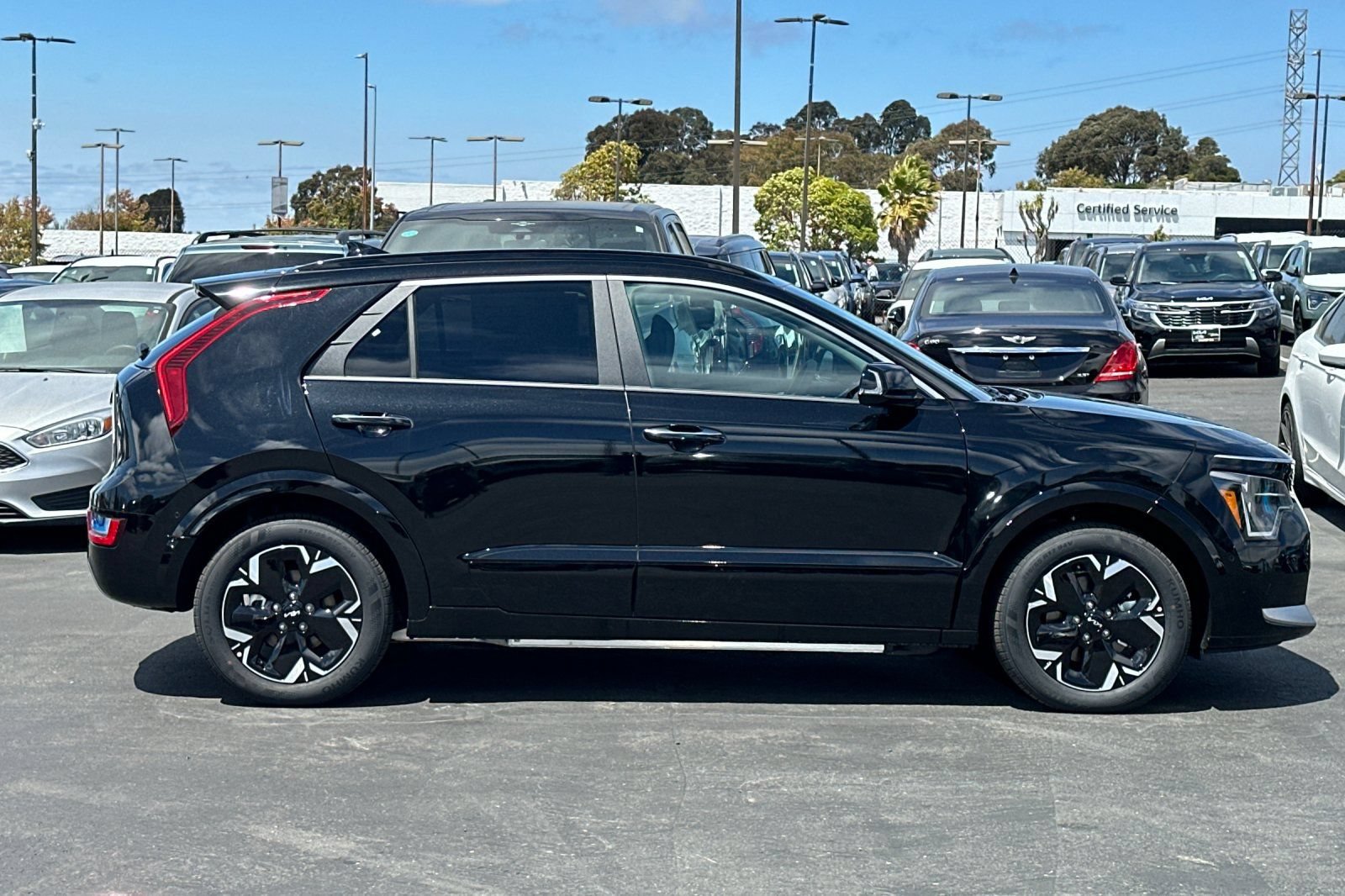 New 2026 Kia Niro Wave FWD image 3