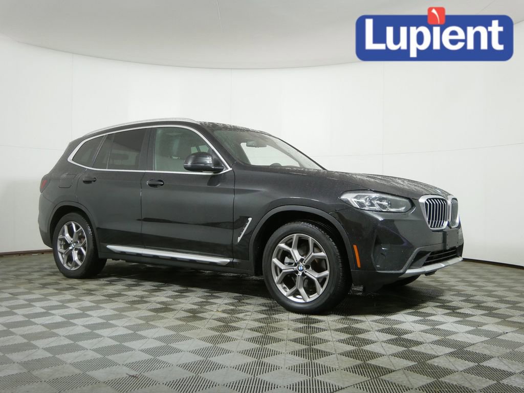 Used 2023 BMW X3 xDrive30i w/ Premium Essential Package image 1
