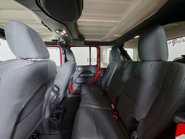 Used 2019 Jeep Wrangler Unlimited Sahara AWD/4WD image 28