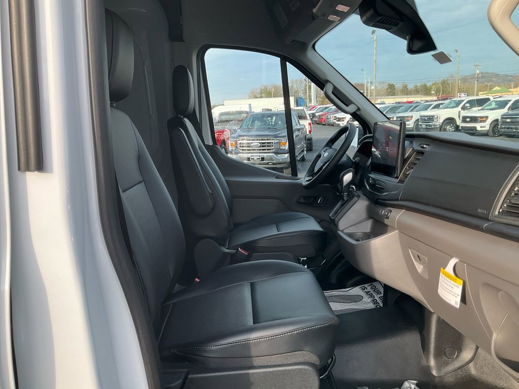 New 2026 Ford Transit 250 148 Medium Roof image 12