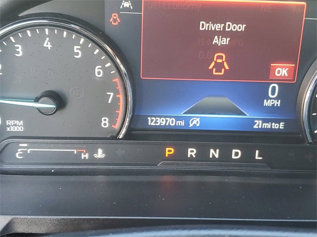 Used 2022 Ford Explorer XLT image 18