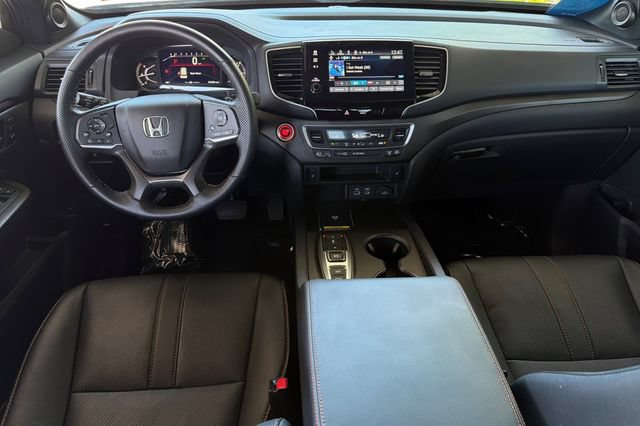 Certified 2025 Honda Passport TrailSport image 17
