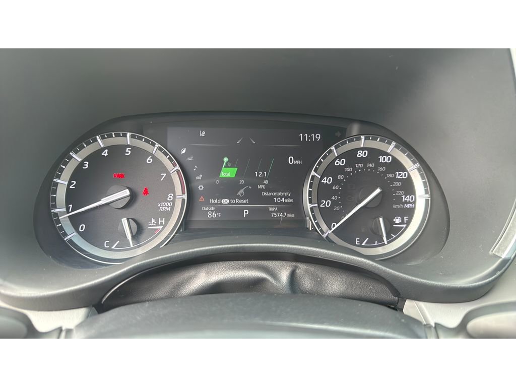 Used 2020 Toyota Highlander XLE image 20