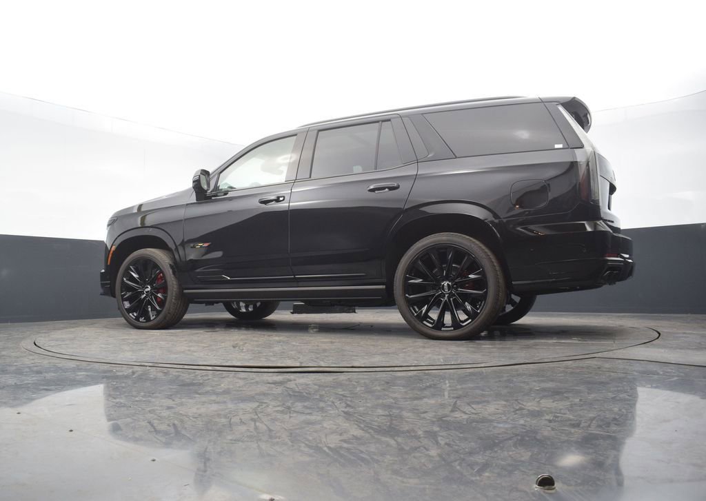 Certified 2025 Cadillac Escalade V w/ LPO, ONYX Package image 57