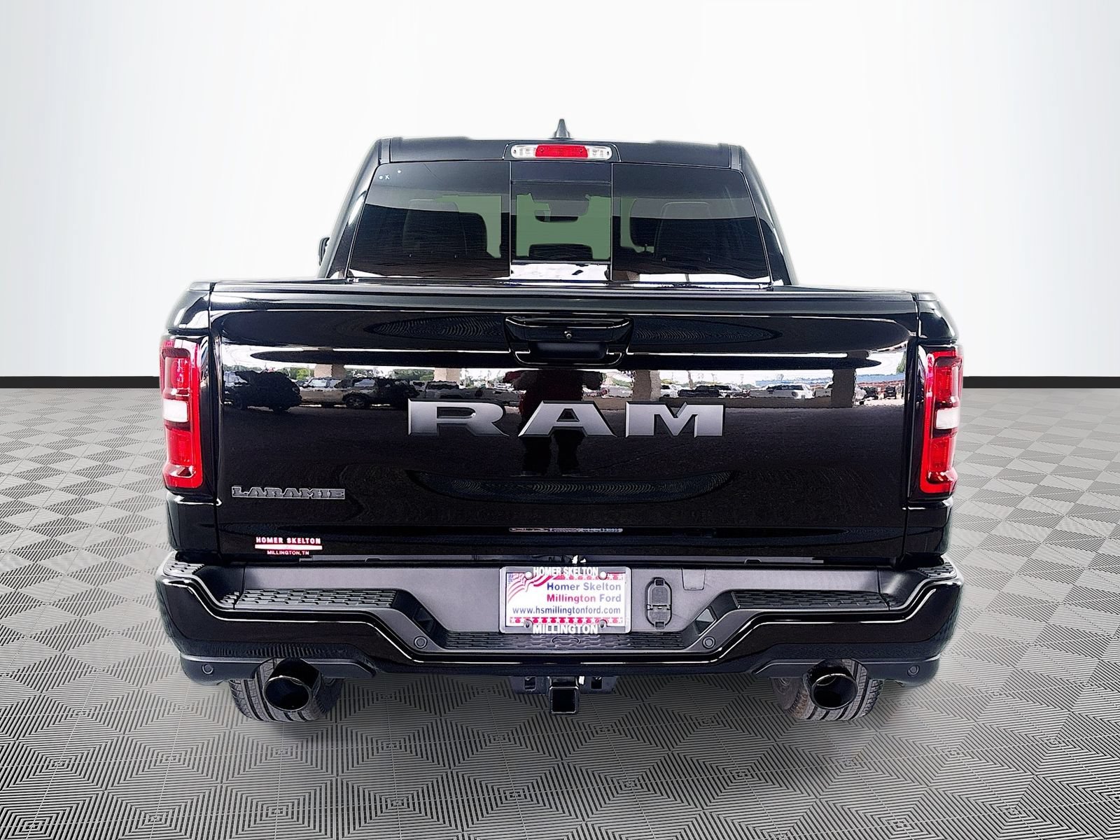 Used 2026 RAM 1500 Laramie w/ Night Edition RWD image 6