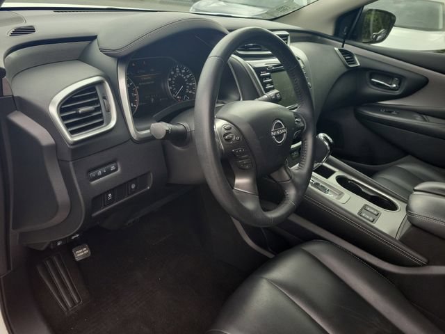 Certified 2023 Nissan Murano SV w/ SV Midnight Edition Package AWD/4WD image 16