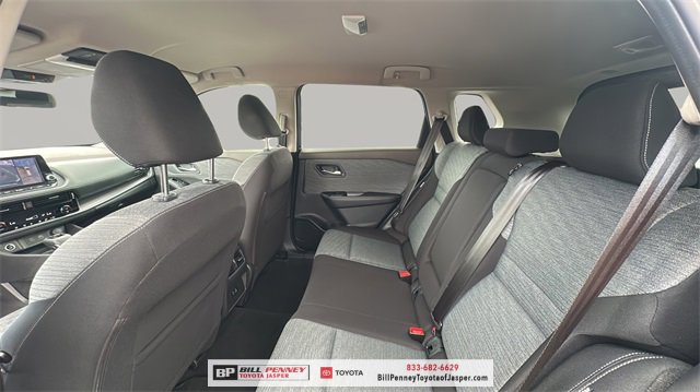 Used 2021 Nissan Rogue SV image 13