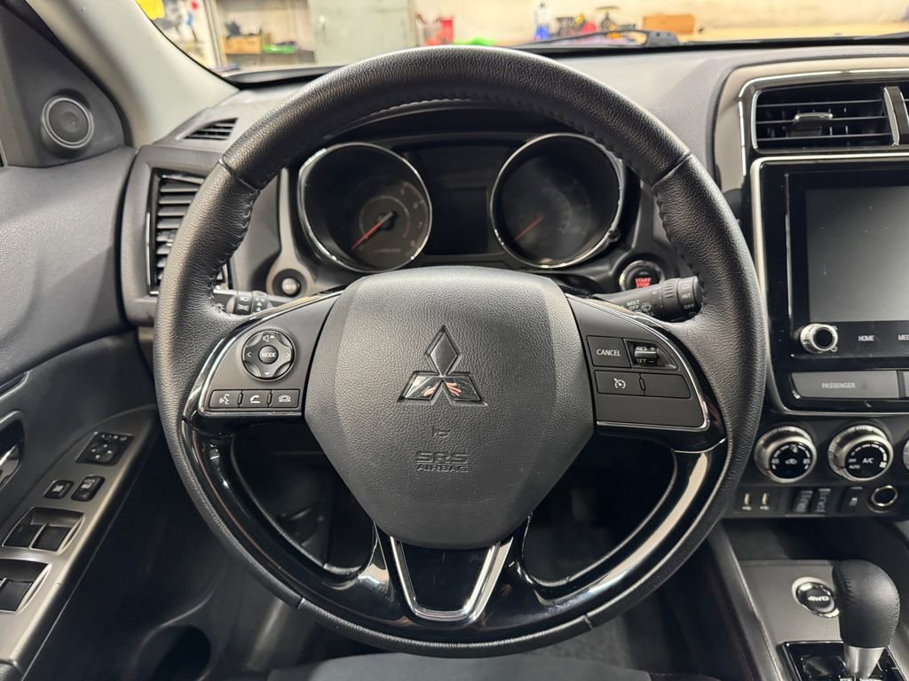 Used 2024 Mitsubishi Outlander Sport SE image 19