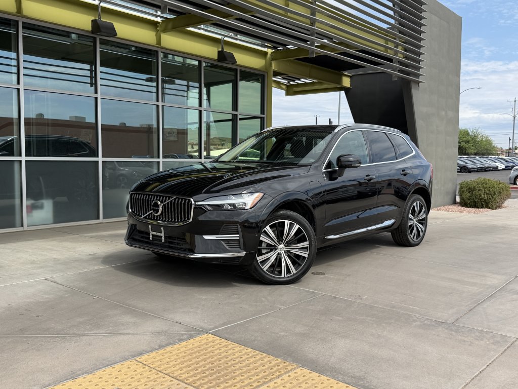 Used 2022 Volvo XC60 T8 Inscription w/ Advanced Package AWD/4WD image 1