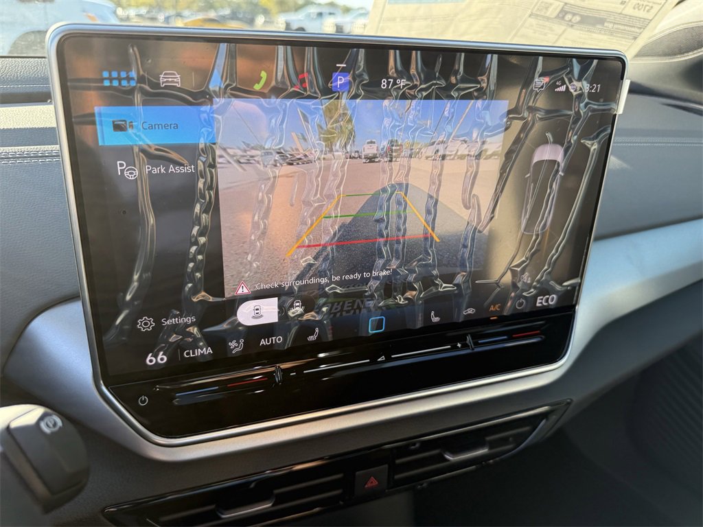 New 2025 Volkswagen ID.4 Pro image 19