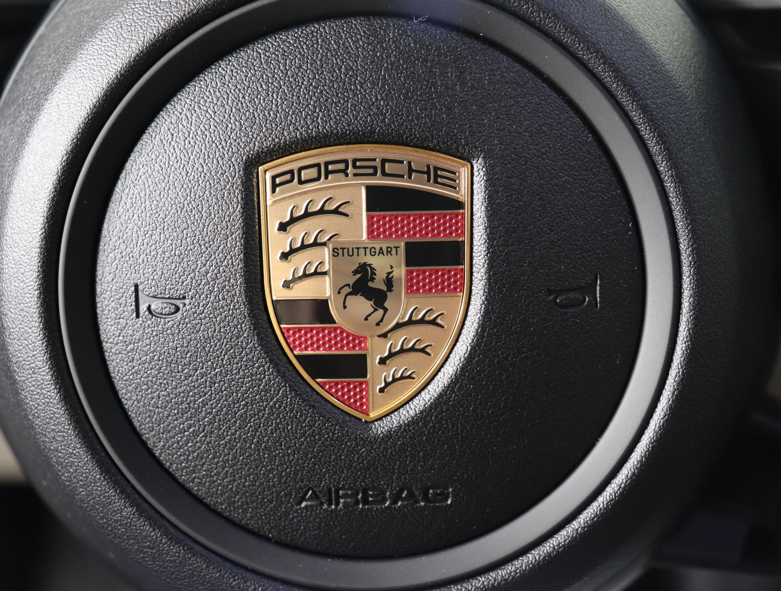 Used 2024 Porsche Macan 4 Electric image 39