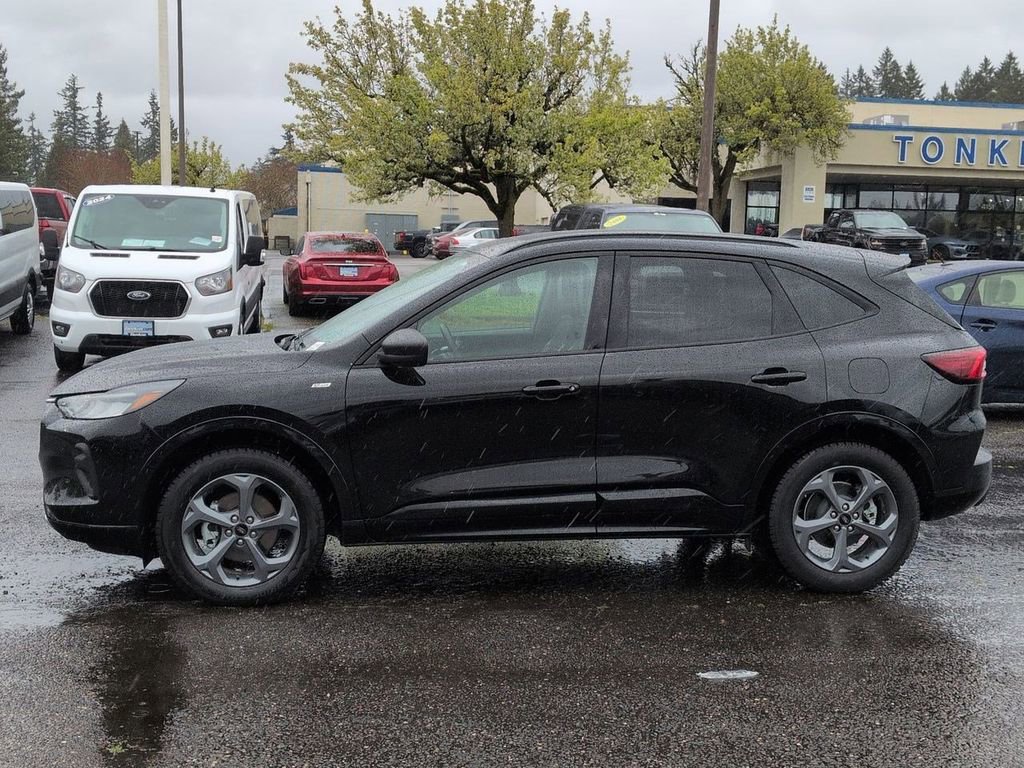 Used 2024 Ford Escape ST-Line w/ Tech Pack #1 image 2