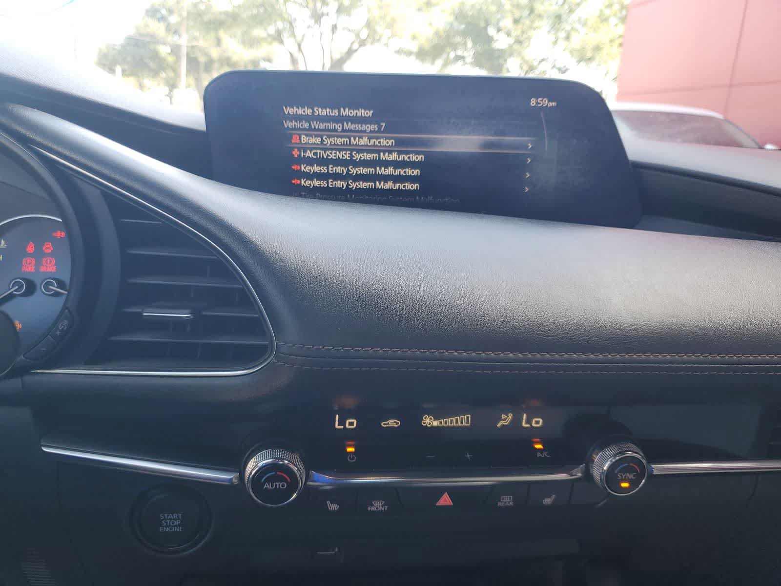 Used 2019 MAZDA MAZDA3 Hatchback FWD image 15
