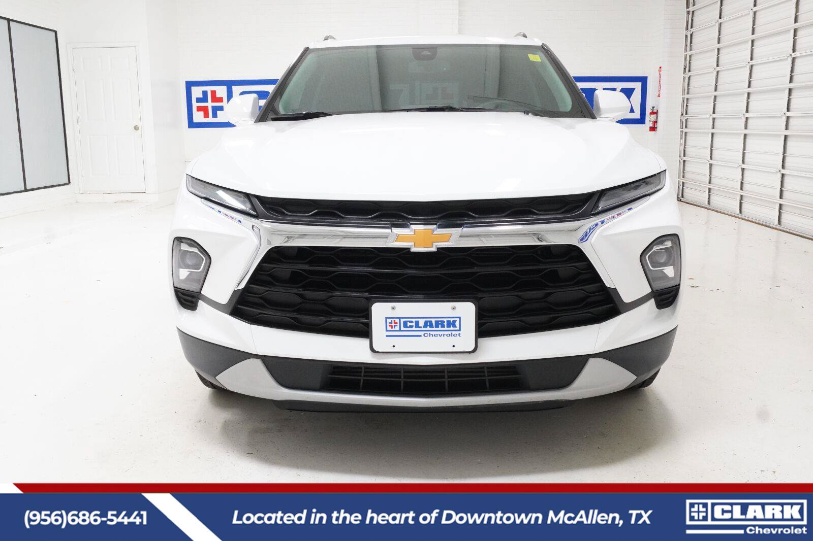 Used 2026 Chevrolet Blazer LT w/ Convenience Package FWD image 2