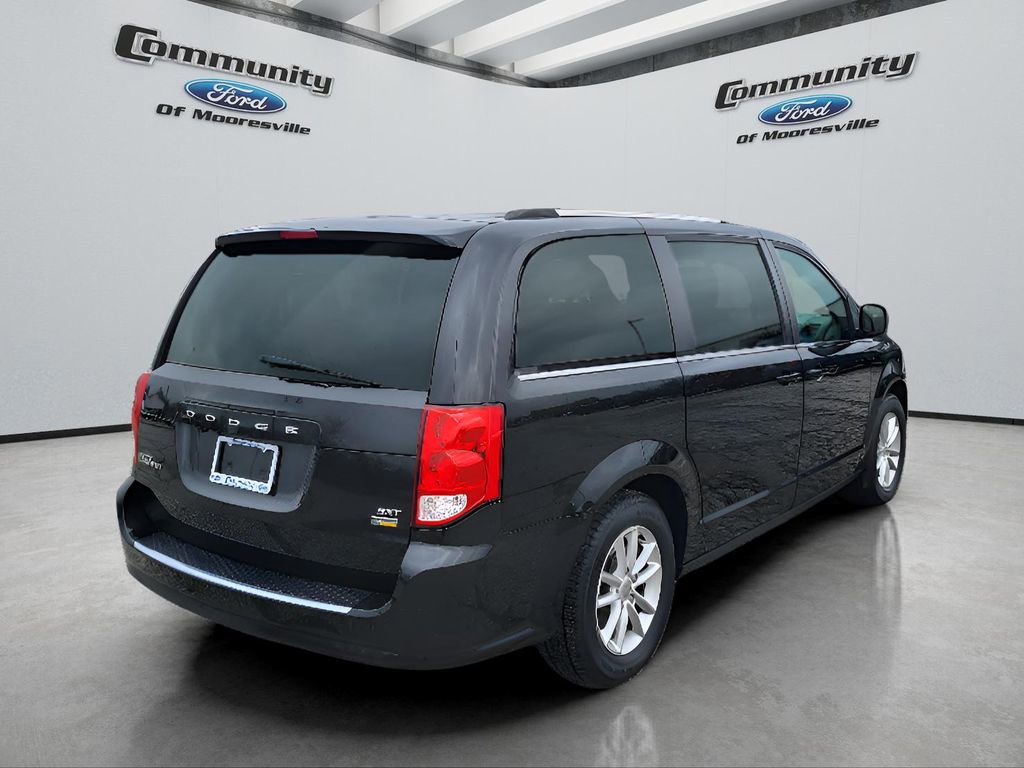 Used 2018 Dodge Grand Caravan SXT image 8