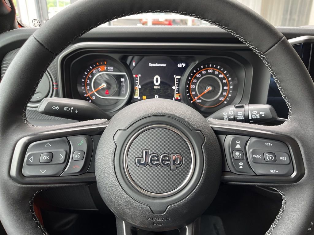 New 2026 Jeep Wrangler Rubicon AWD/4WD image 32