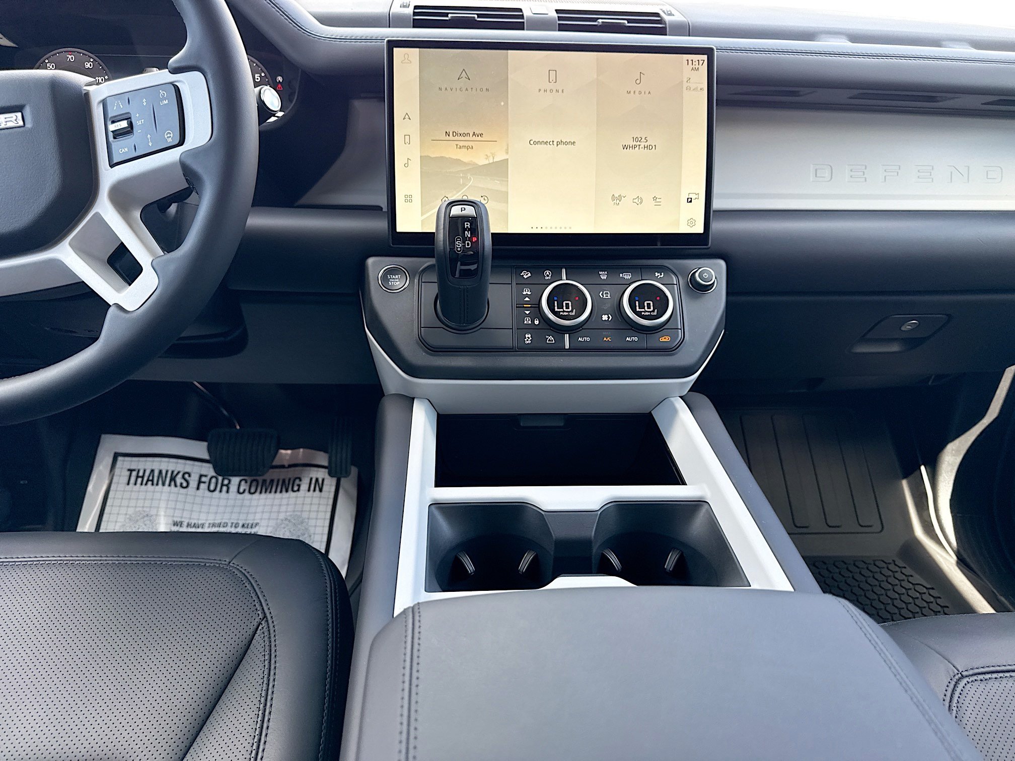New 2026 Land Rover Defender 110 X-Dynamic SE AWD/4WD image 19