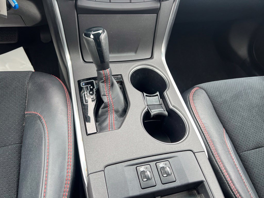 Certified 2016 Toyota Camry XSE FWD image 26