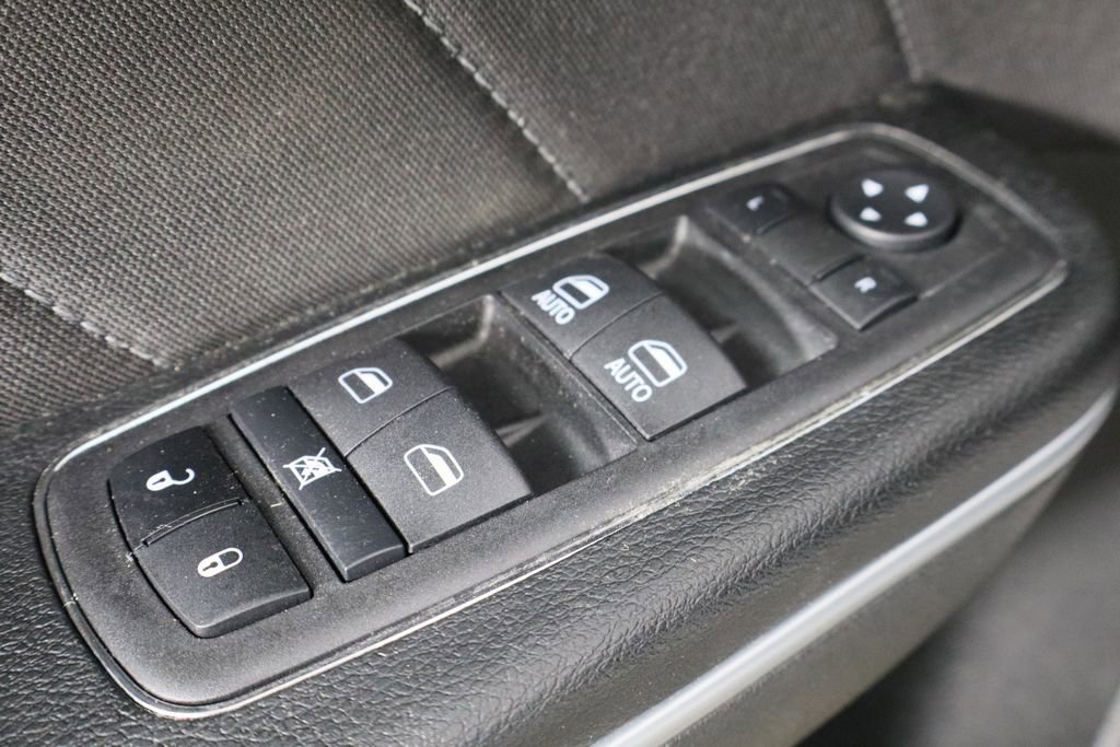 Used 2023 Dodge Charger SXT image 22